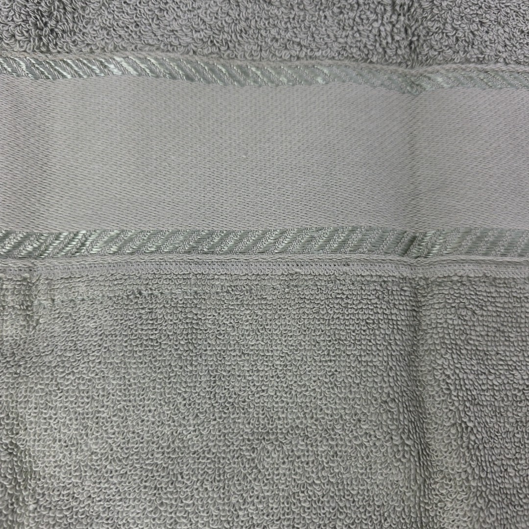 Springmaid Soft Touch Hand Towel Sage Green Satin Embellishment Lot Of 2