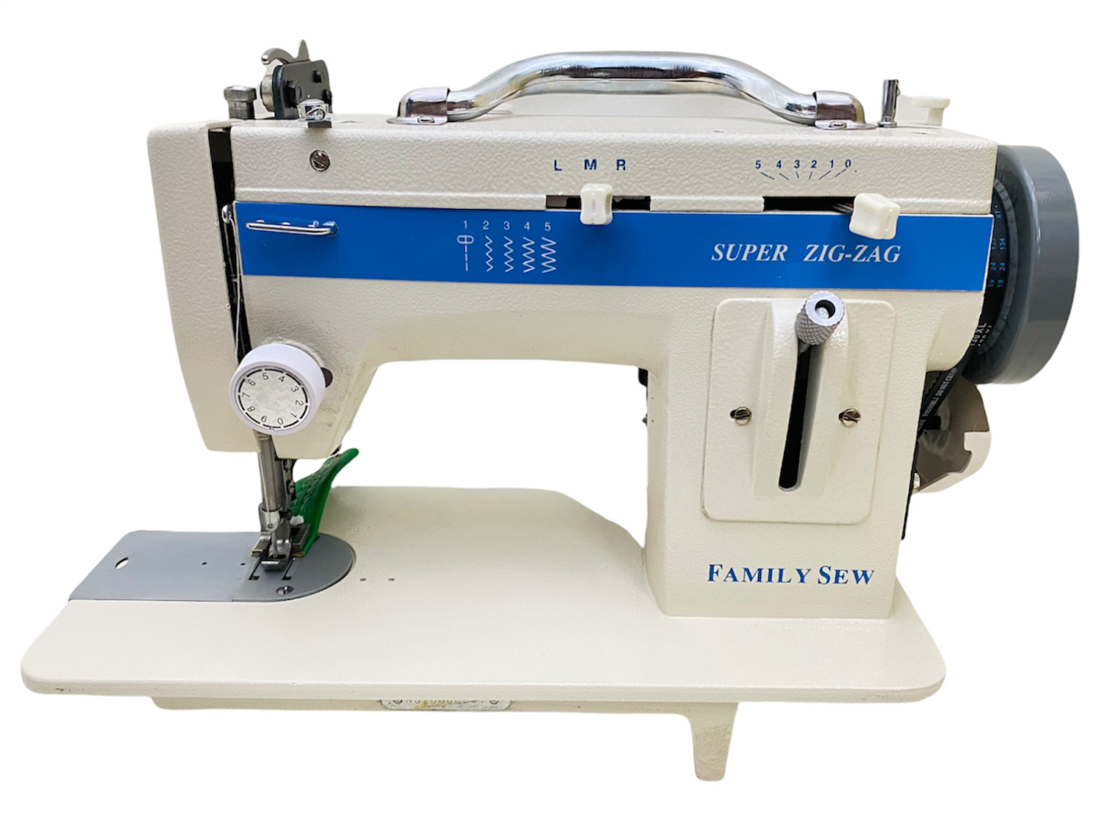 FAMILYSEW Portable Walking Foot with Straight, and  Zig Zag- 7" arm with Reverse