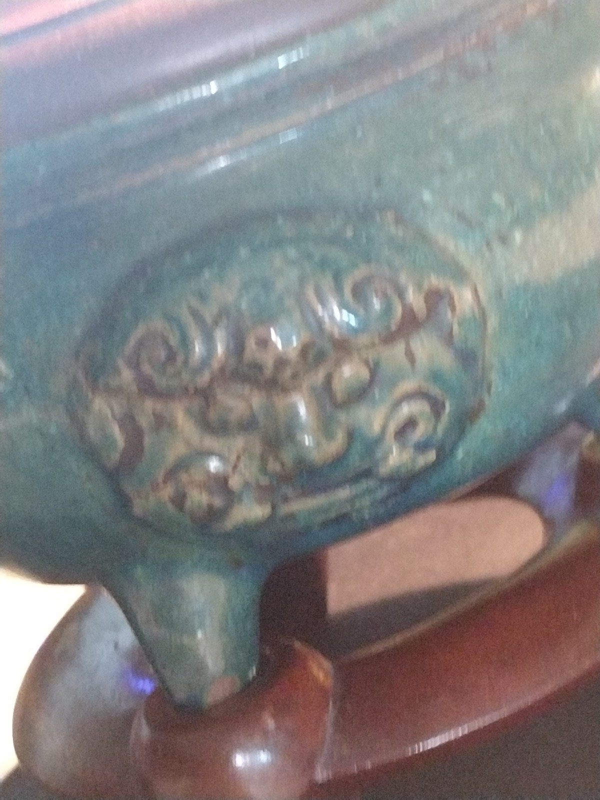 19th CENTURY CHINESE TURQUOISE GREEN GLAZED FOOTED FOO DOG CENSER * W/STAND