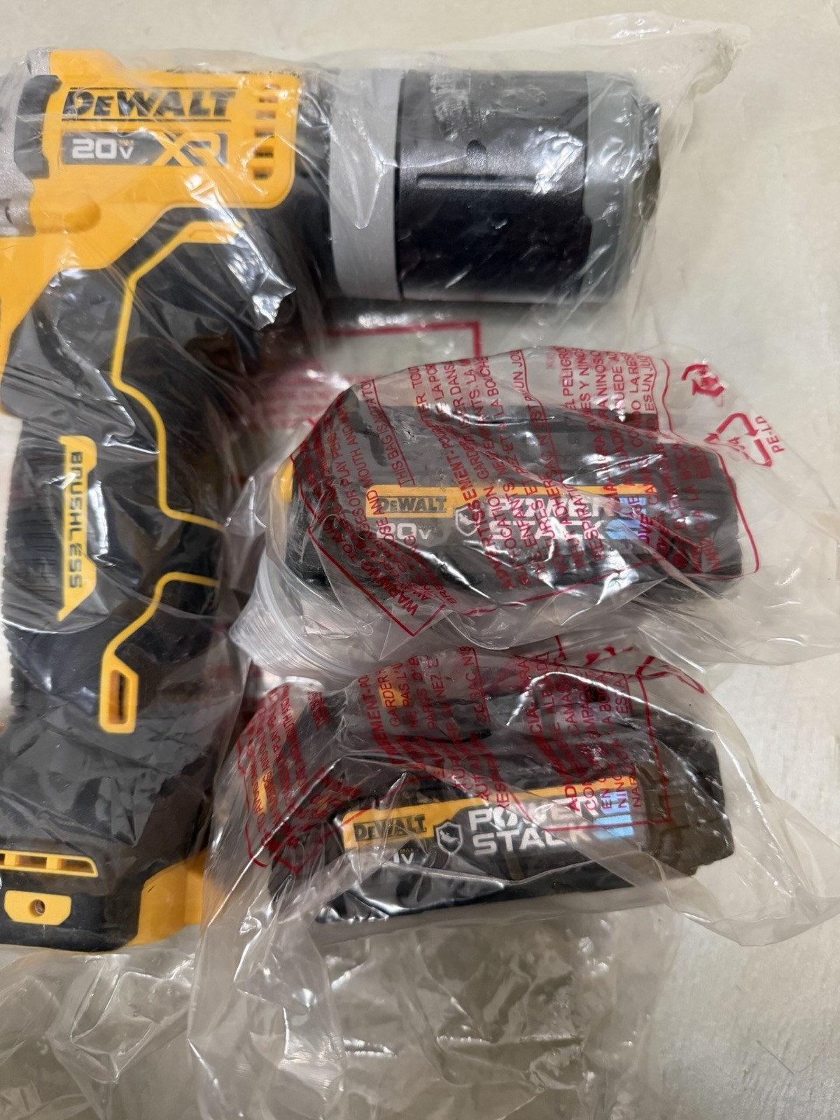 DEWALT DCF414GE2 20V MAX XR BL 1/4" Rivet Tool w/ 2 POWERSTACK Batts, 1.7 Ah Kit