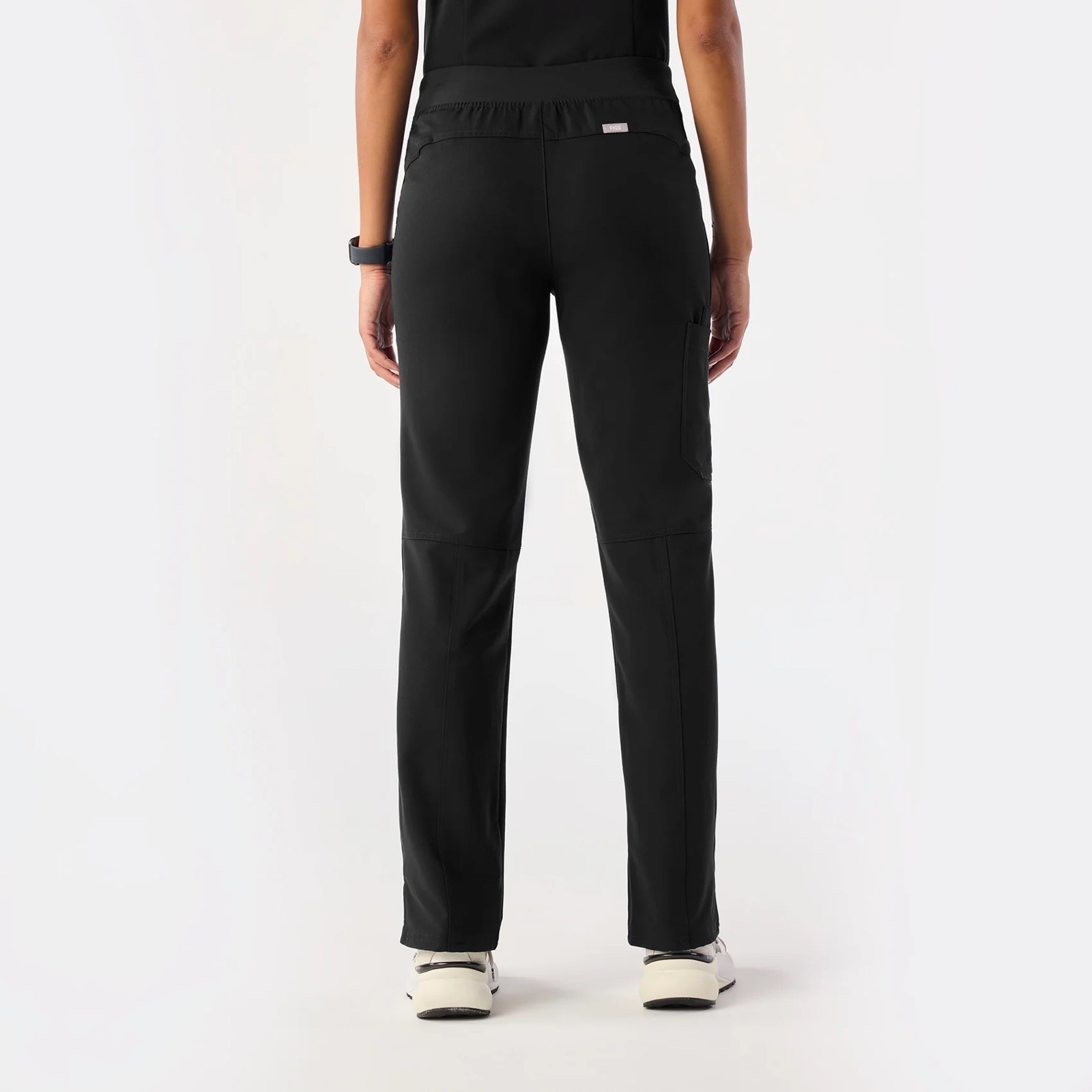 FIGS Catarina One-Pocket Scrub Top & Zamora Joggers Black Size S. $86 MSRP