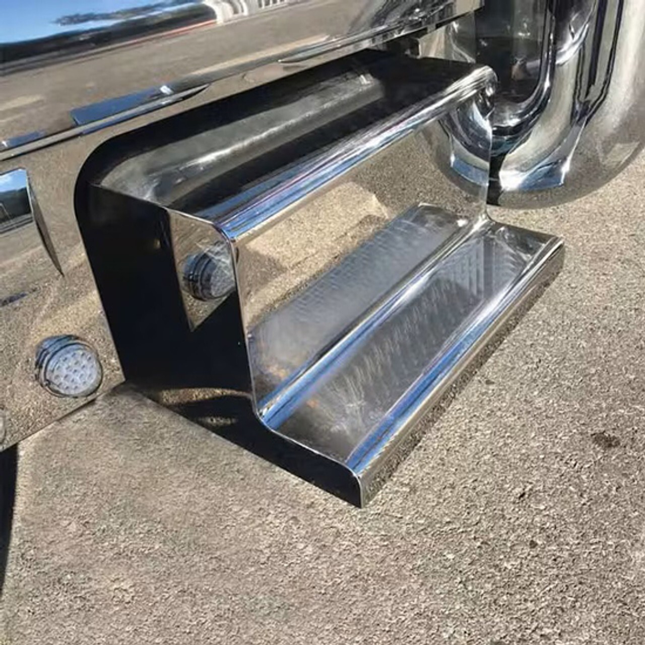 CSM Heavy Duty Stainless Steel Tool Box & Battery Box Step Covers For Peterbilt