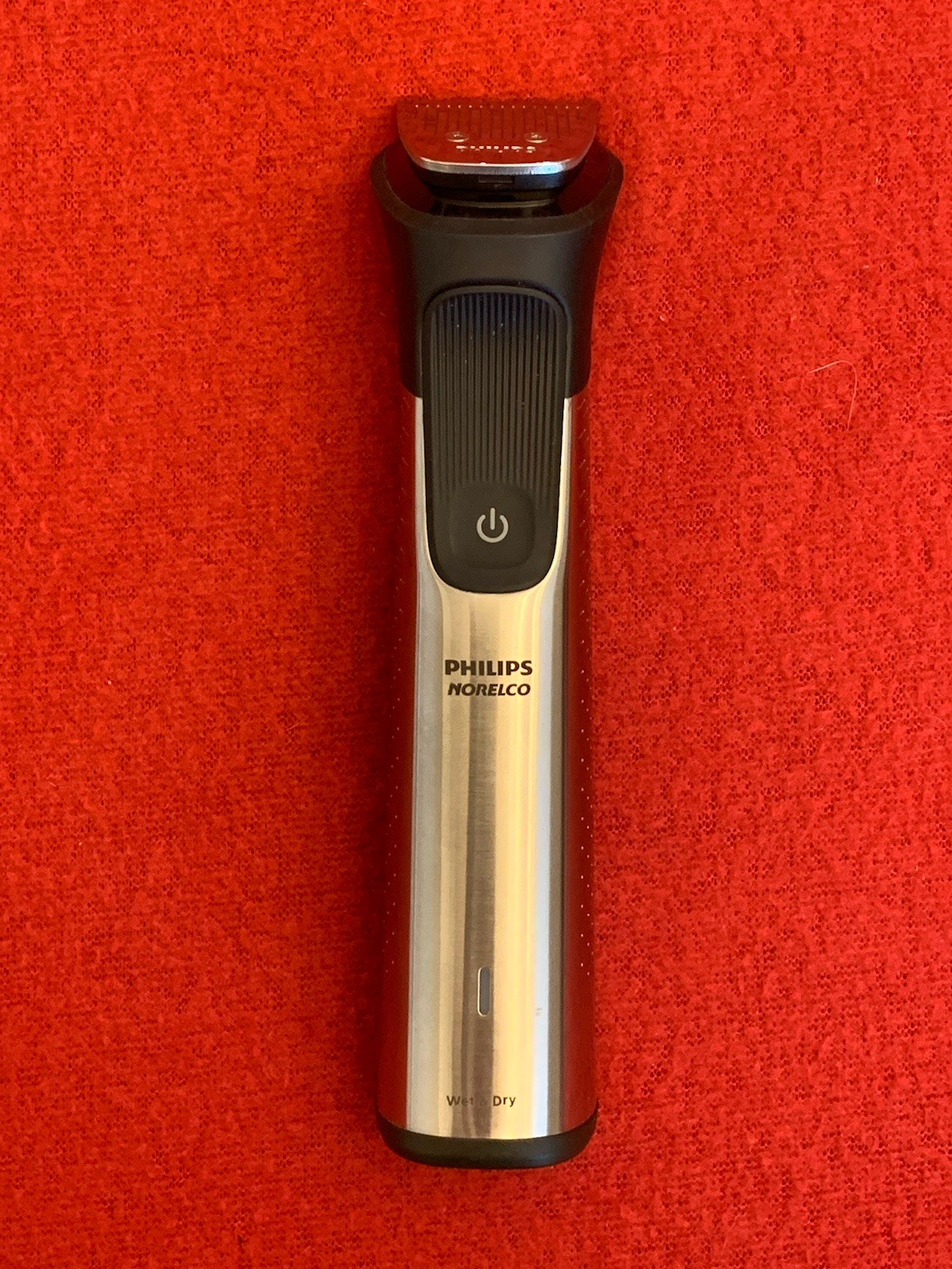 Philips Norelco Multigroom 7000, 19pc Grooming Kit w/ Trimmer MG7910/49 -NEW #p3