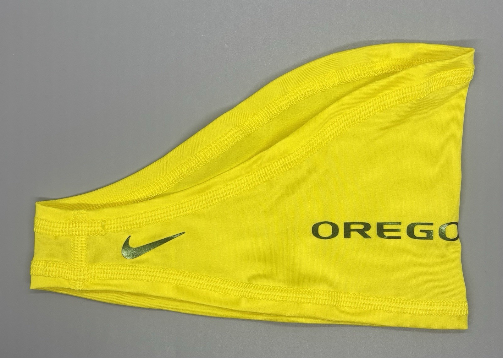 Nike Team Issued OREGON FOOTBALL Skull Wrap Cap Ducks PLAYER EXCLUSIVE One Size