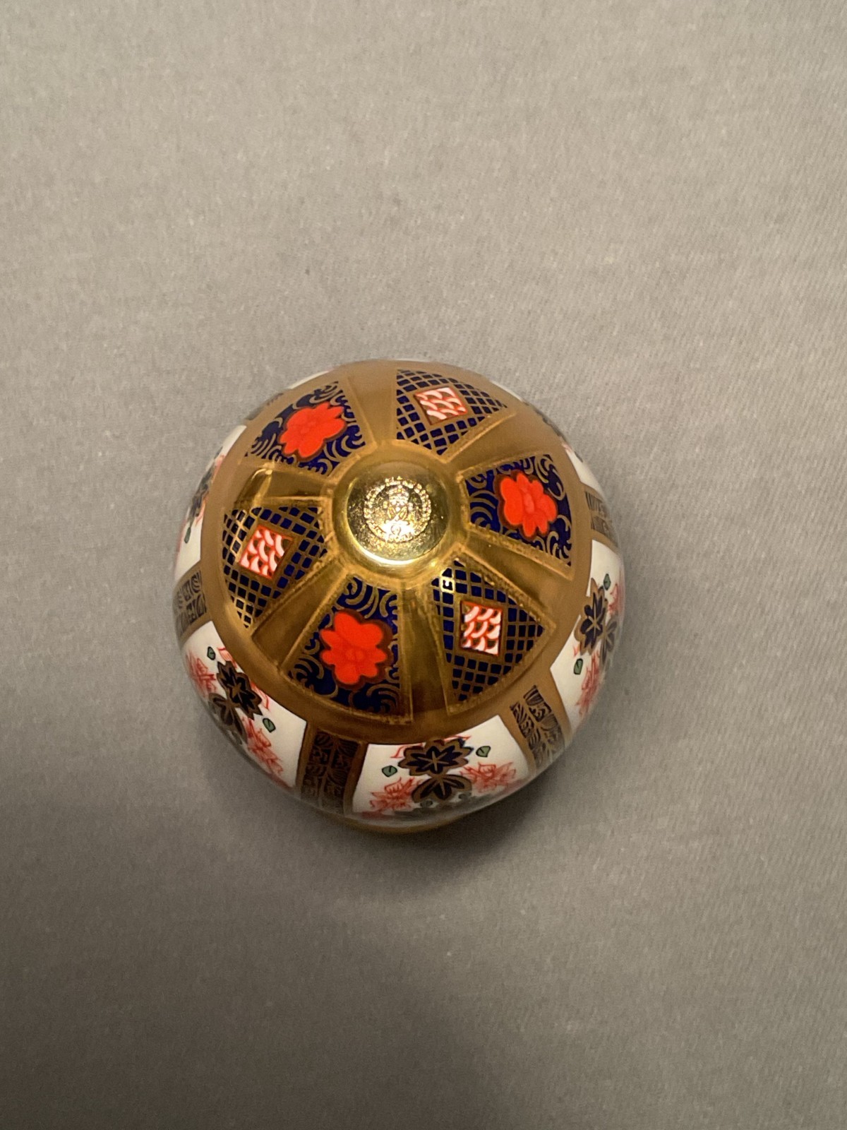 Royal Crown Derby - Old Imari - Solid Gold Band - Egg with Stand