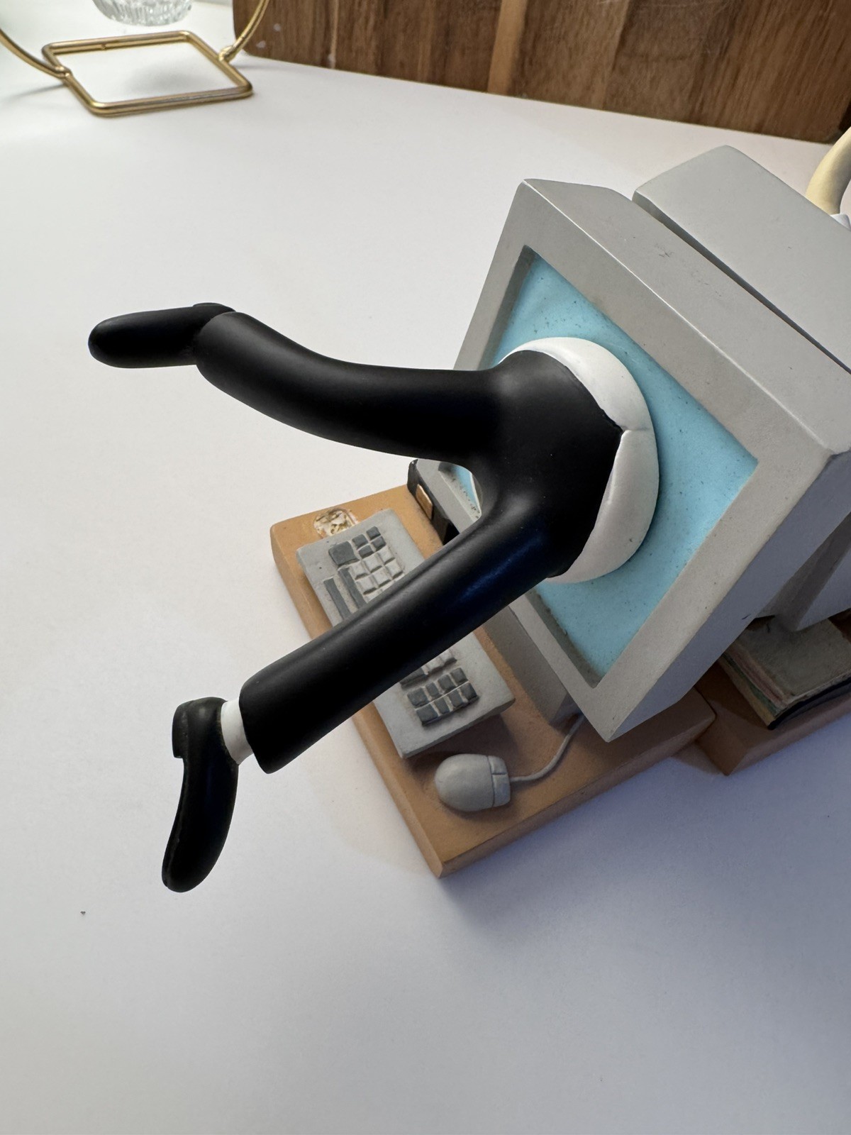 Spinning Dilbert Book Ends Office Computer User Unfriendly Scott Adams 1957-2026