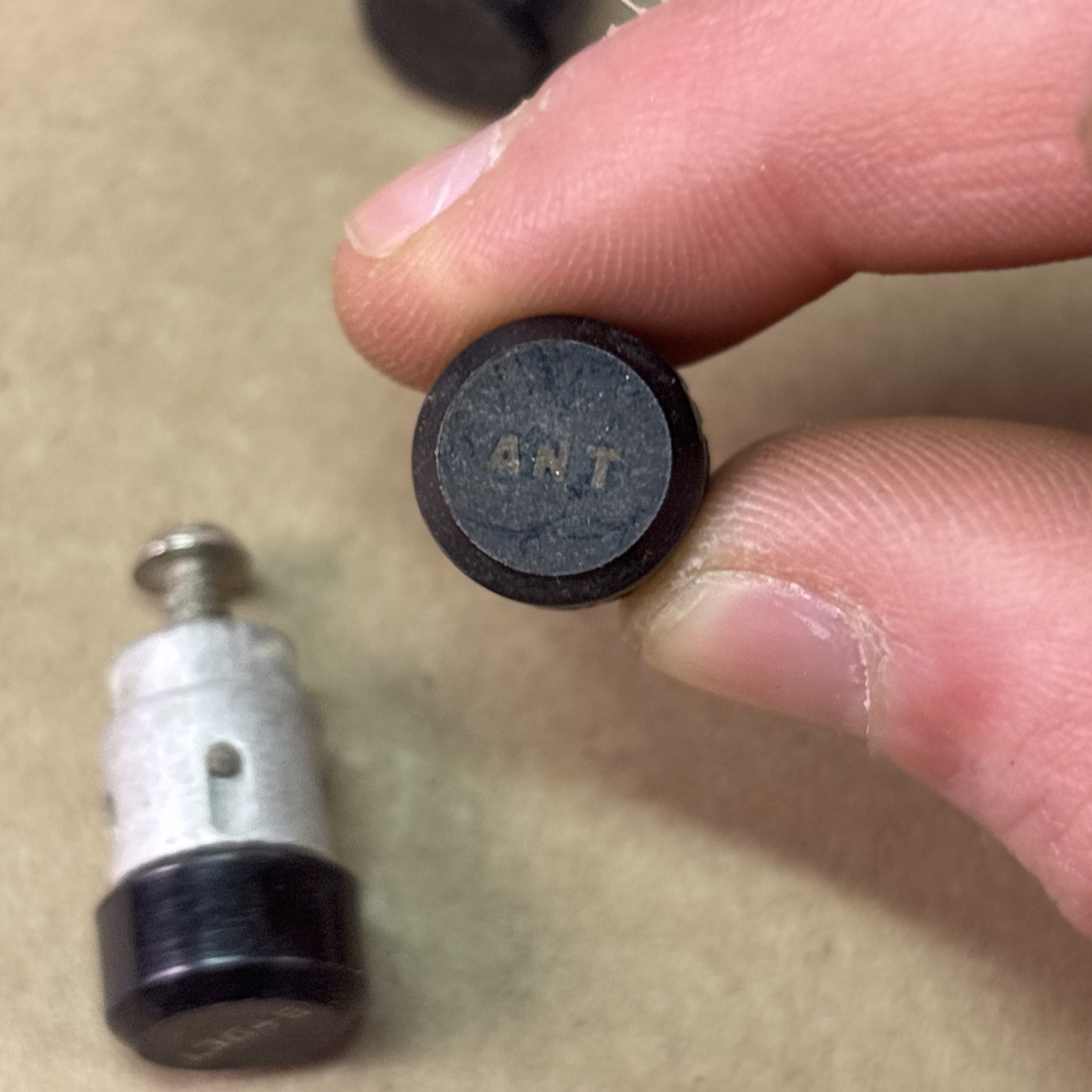 VTG Lot of Speaker Binding Posts Terminals Connectors & Miniature Lamp holders