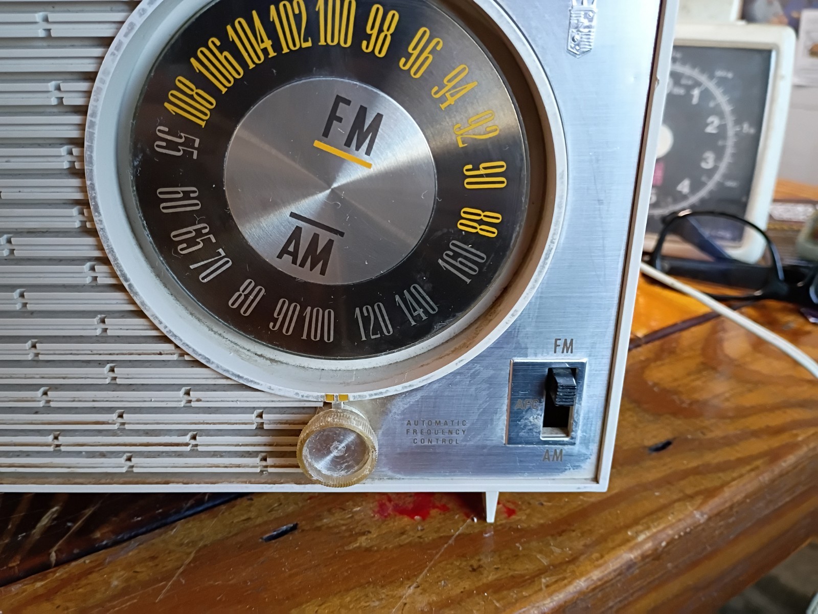 ✨RARE 1969 Zenith Model Z316L AM FM Tube Radio Works Watch The Video Make Offer✨