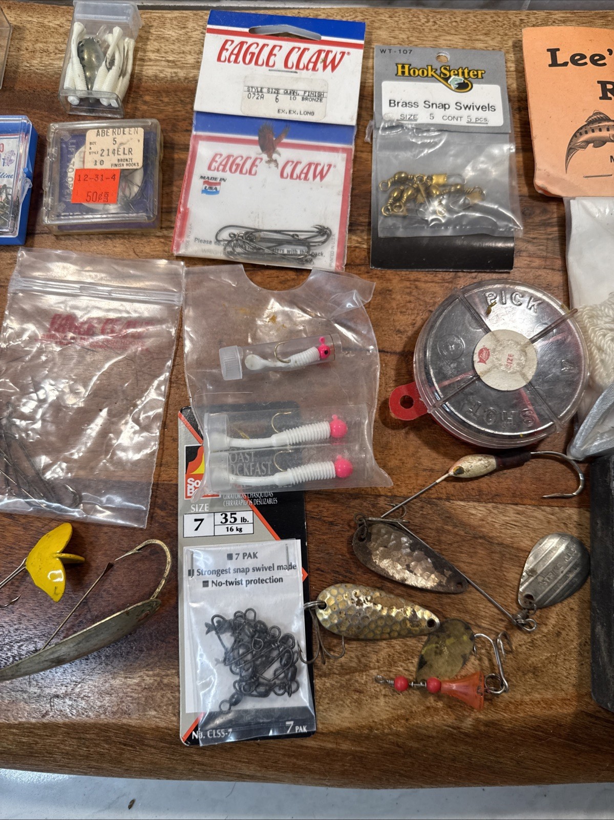 Lot Fishing Supplies Vintage Flies Lures Line Weights Scale Hooks