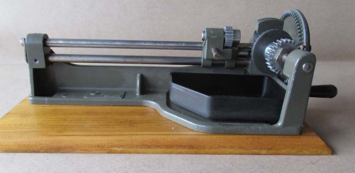 ANTIQUE CAST-IRON TABLE PENCIL SHARPENER SELLIER & BELLOT TRAY CZECHOSLOVAKIA