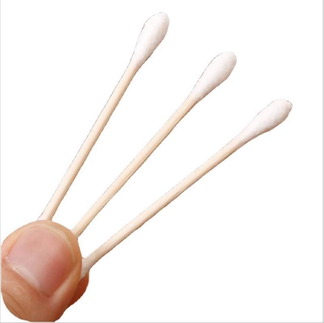 2000 Qtips/Cotton Swabs bamboo Stick Double Tiped 20 packs of 100 swabs