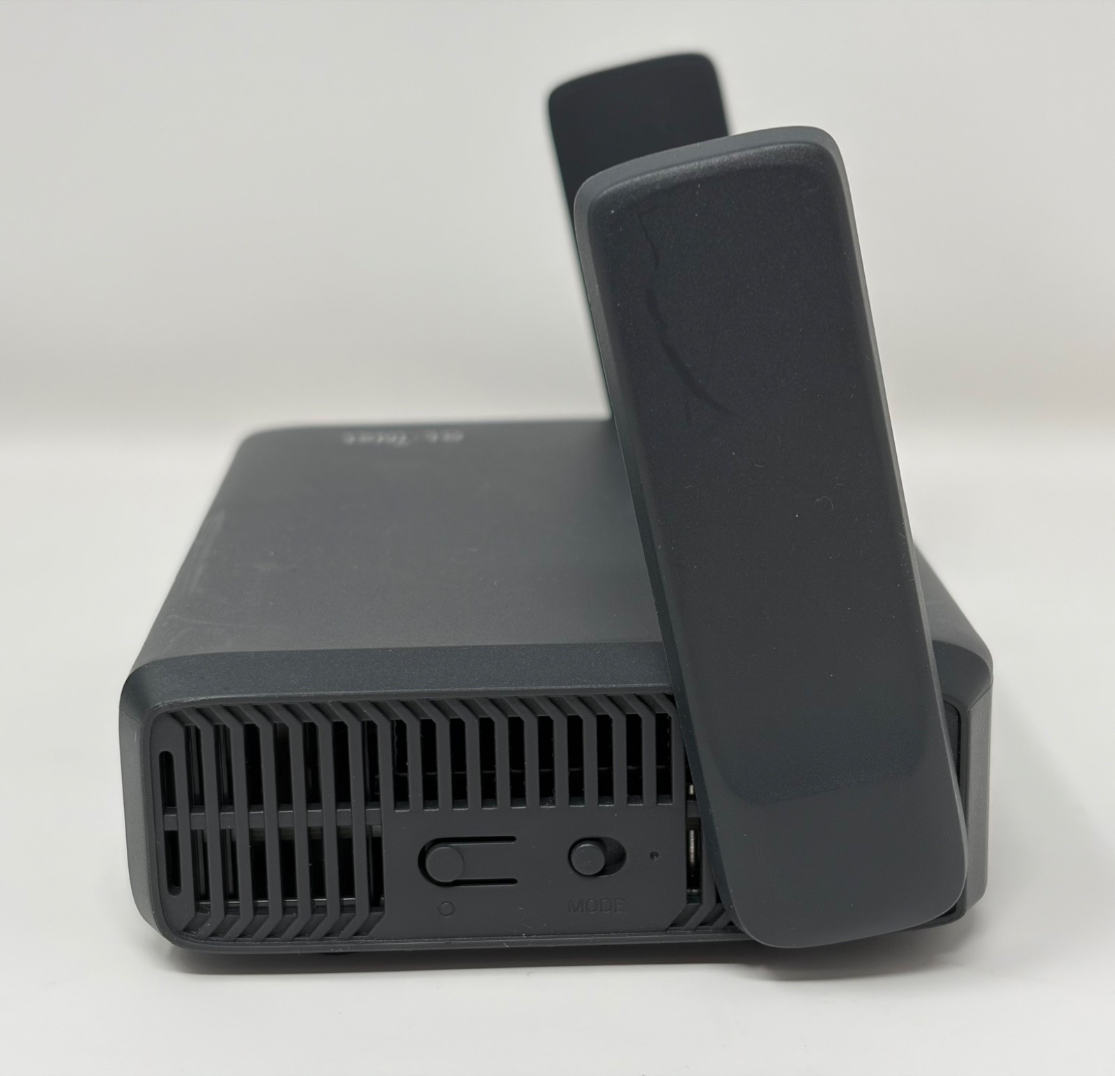 GL.iNet GL-BE3600 Slate 7 Portable Travel Wireless Router Pocket Wi-Fi 7 w/ VPN