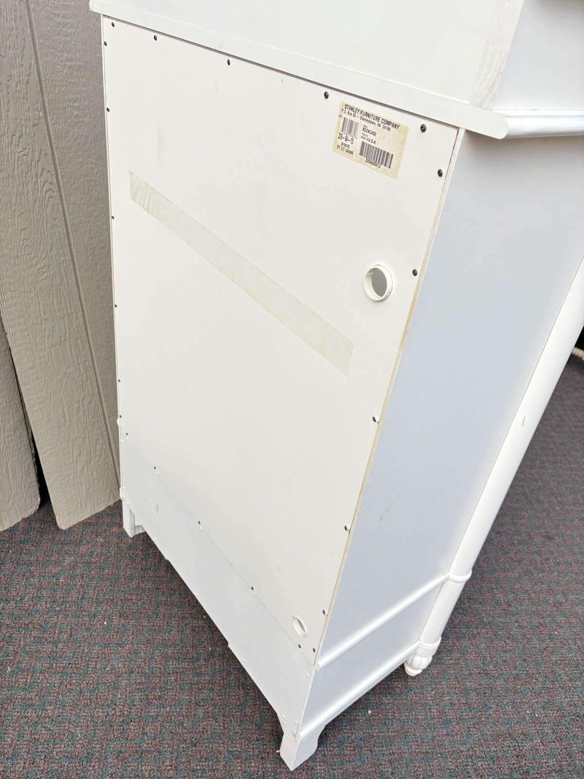 67283 STANLEY Furniture YOUNG AMERICA Modern Bookcase Curio Cabinet with Drawer