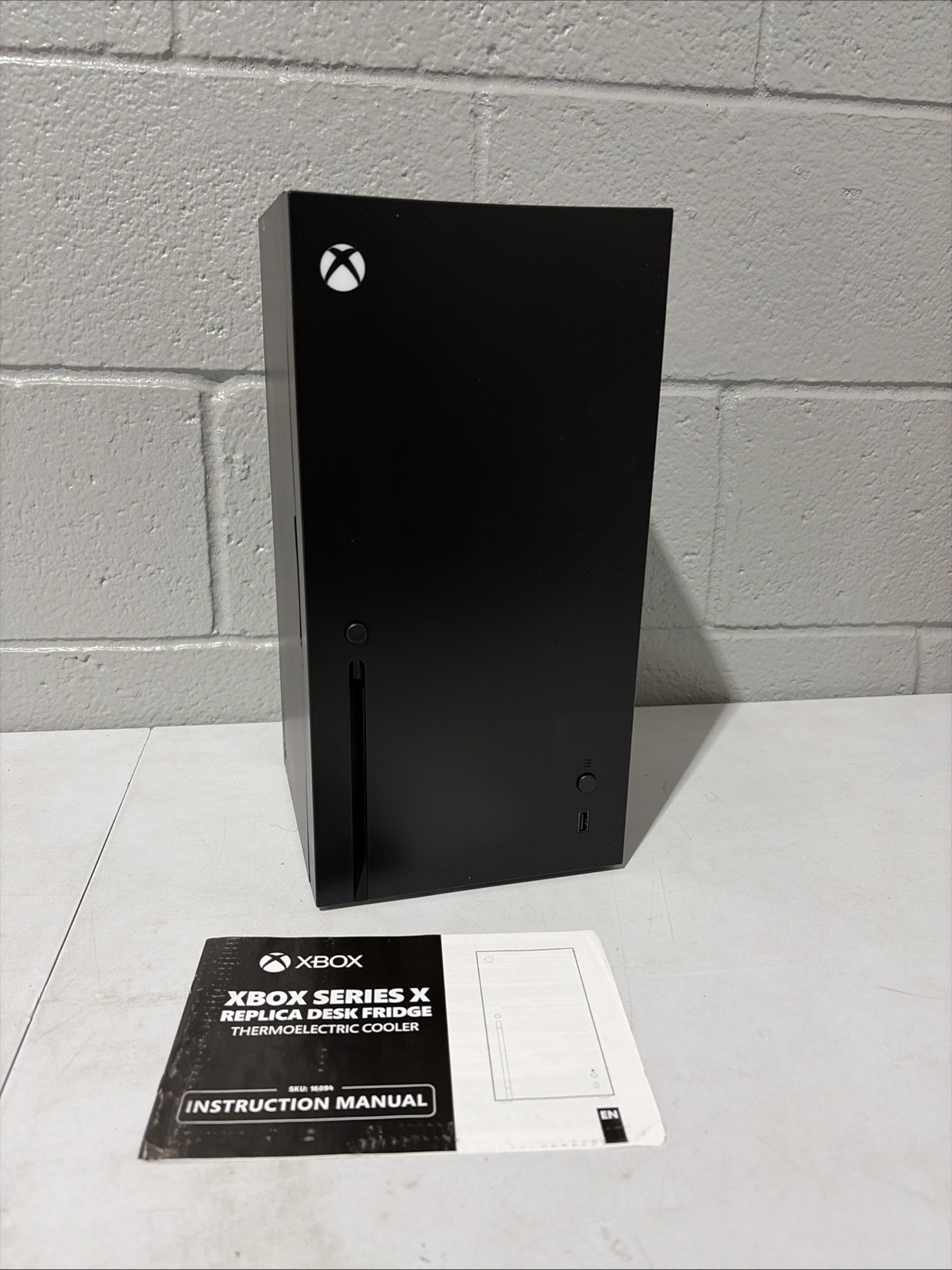 XBOX Series X 4.5L Replica Mini Desk Fridge (Thermoelectric Cooler) No Box
