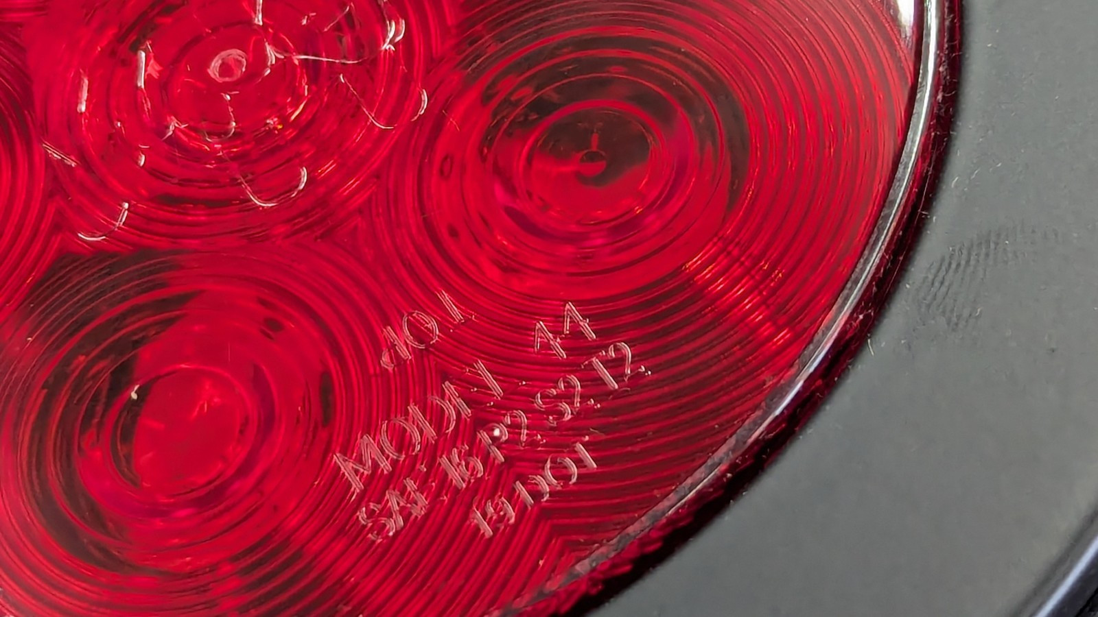 4095871C92 International Tail Light Bar Panel LED Super 44 Lamp TRUCK-LITE 40951