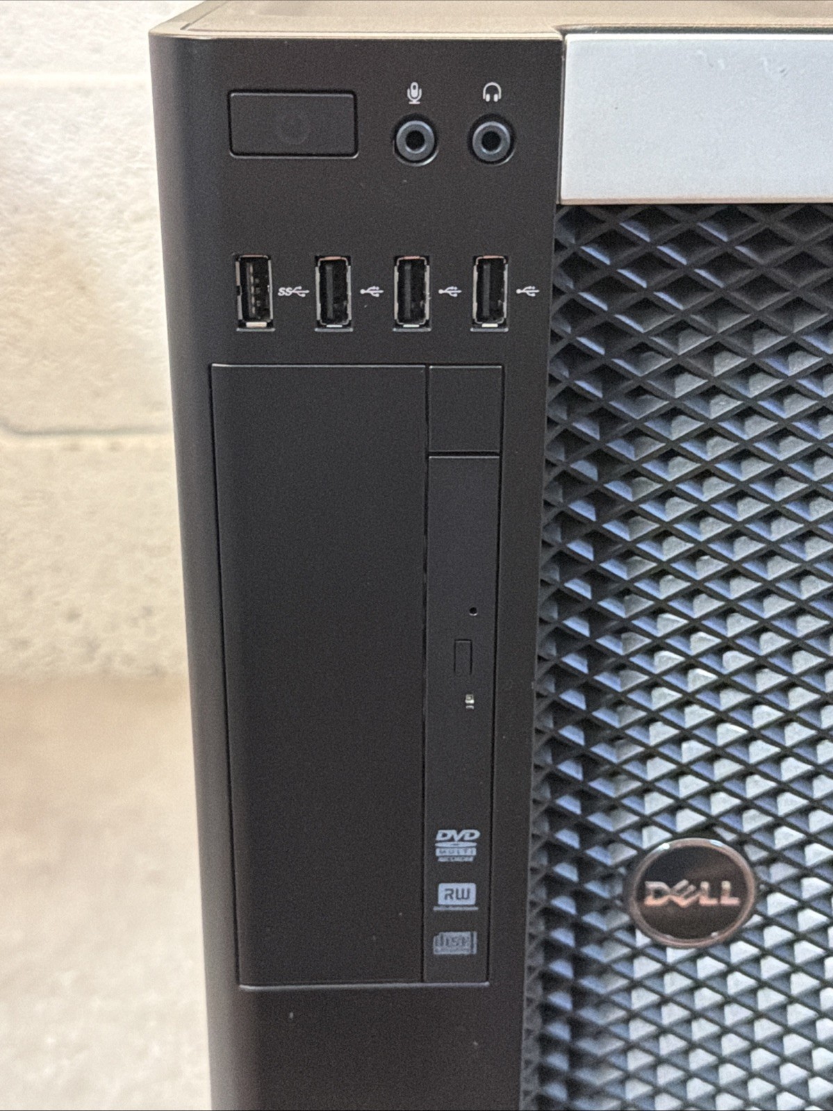 Dell Precision T3610 Computer Xeon E5-1620 v2 - 16GB RAM - 1TB HDD NVS 510 No OS