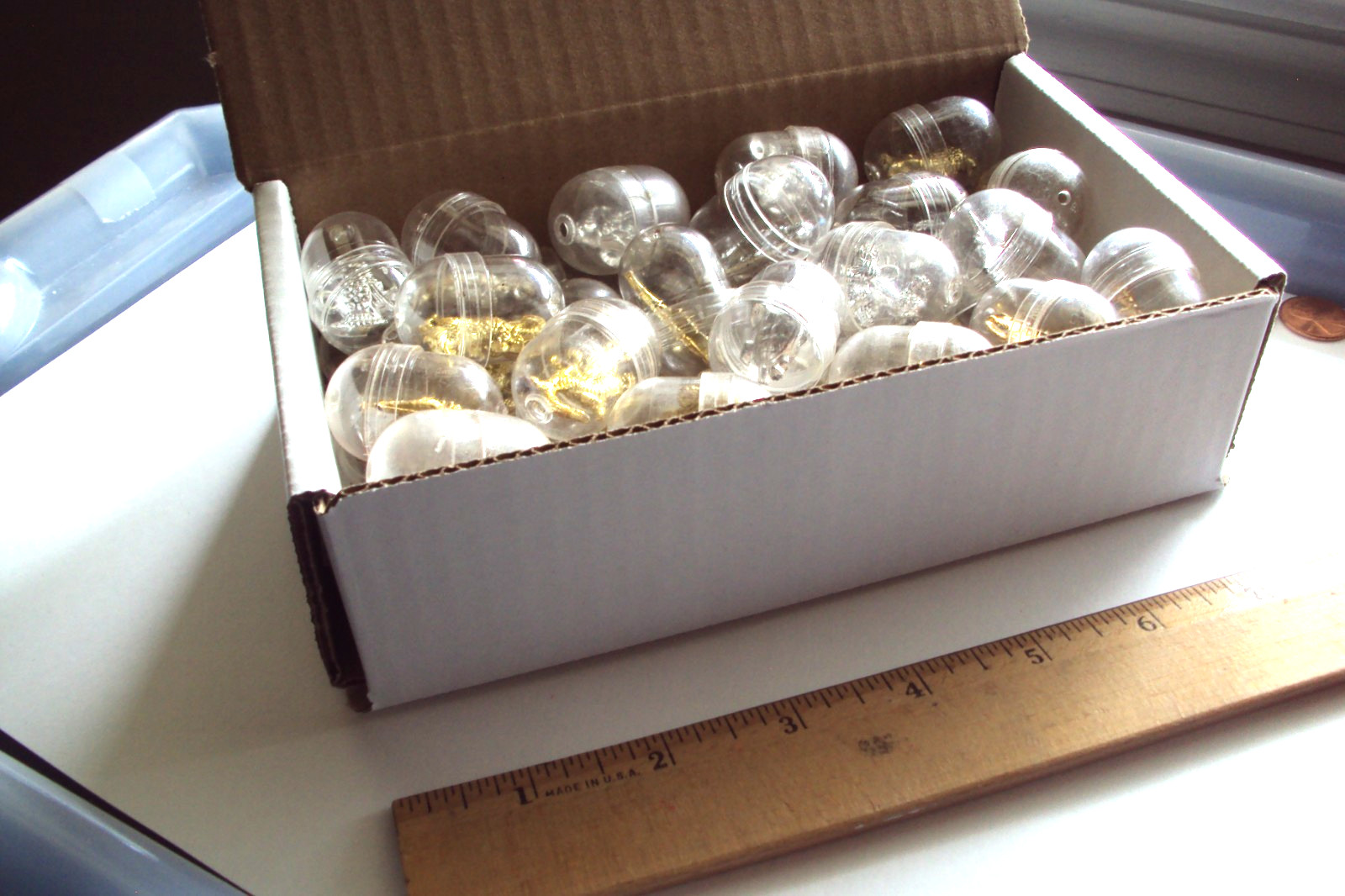 Vtg Gumball Charms Cracker Jack HK 40 FILLED EPPY CAPSULES Vending prize toy