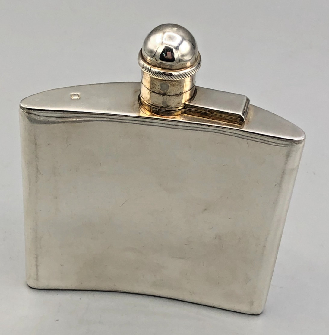 Beautiful antique Sterling Silver Flask 4 5/8" x 3", English hallmarks