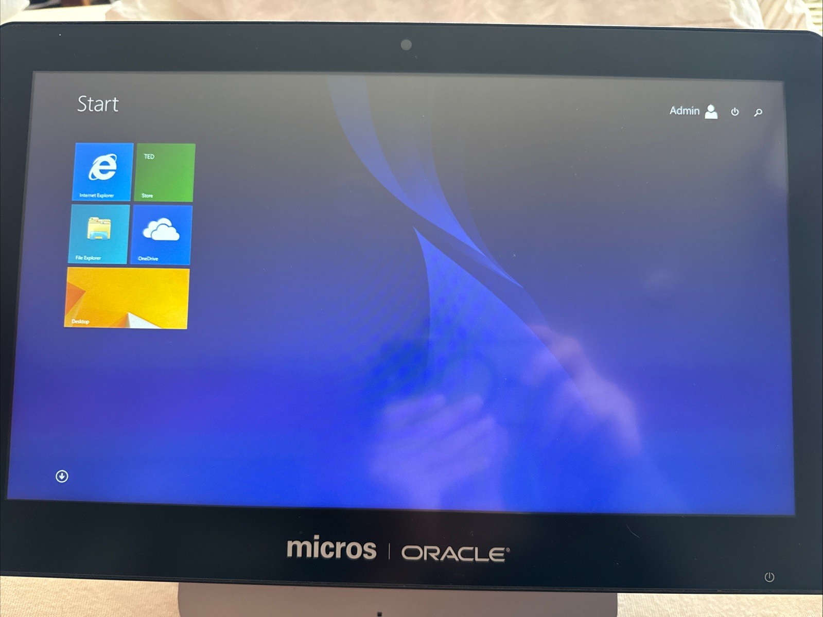 Micros Oracle Workstation 6, Works!