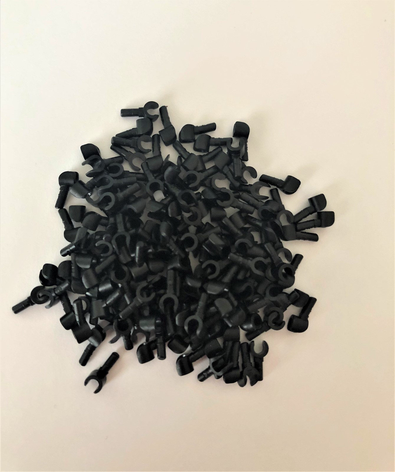 Lego Lot of 100 Black colored mini figure hands