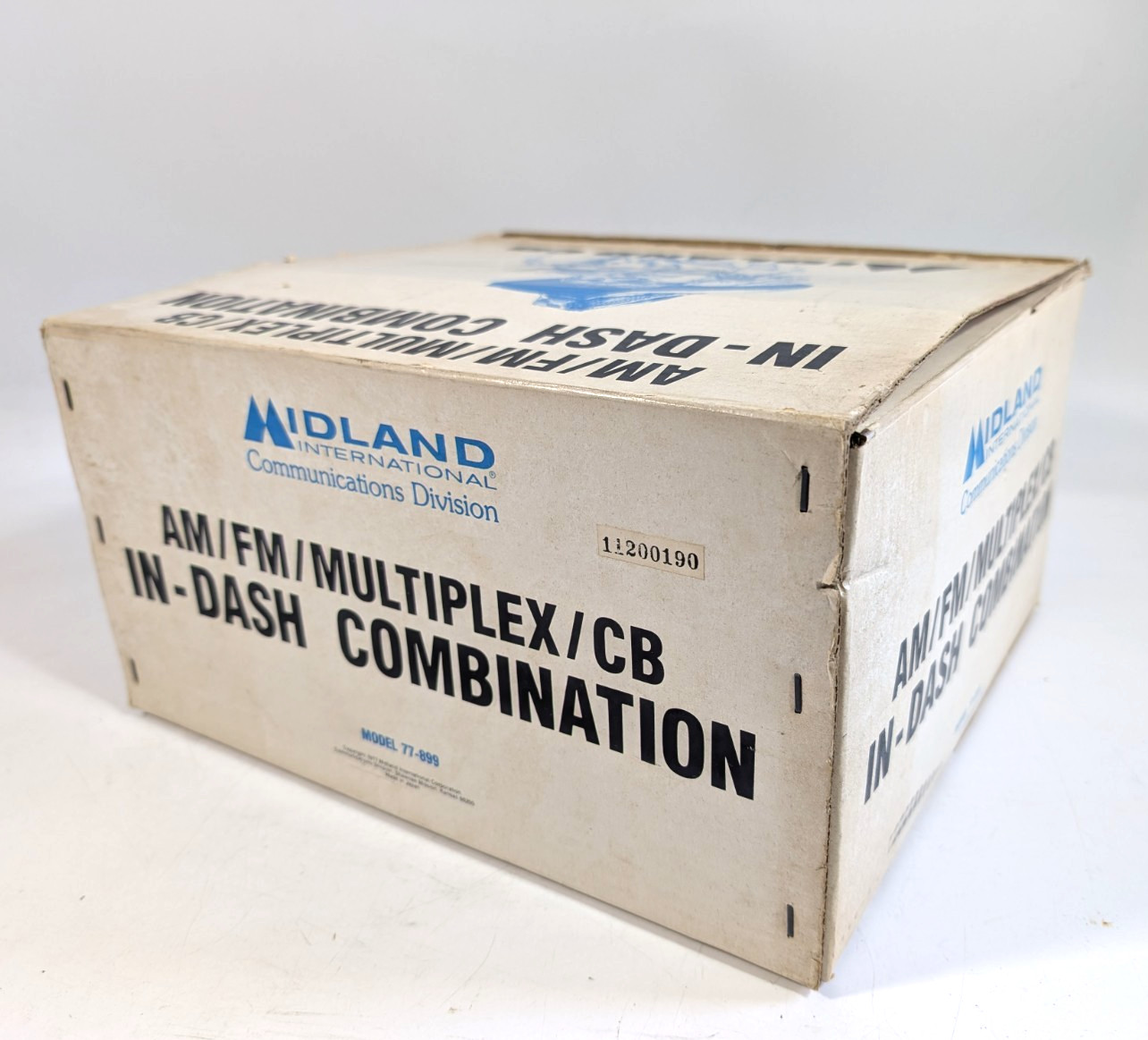 Midland 1977 AM/FM CB Radio In-Dash Combination w Wiring CW McCall Vintage