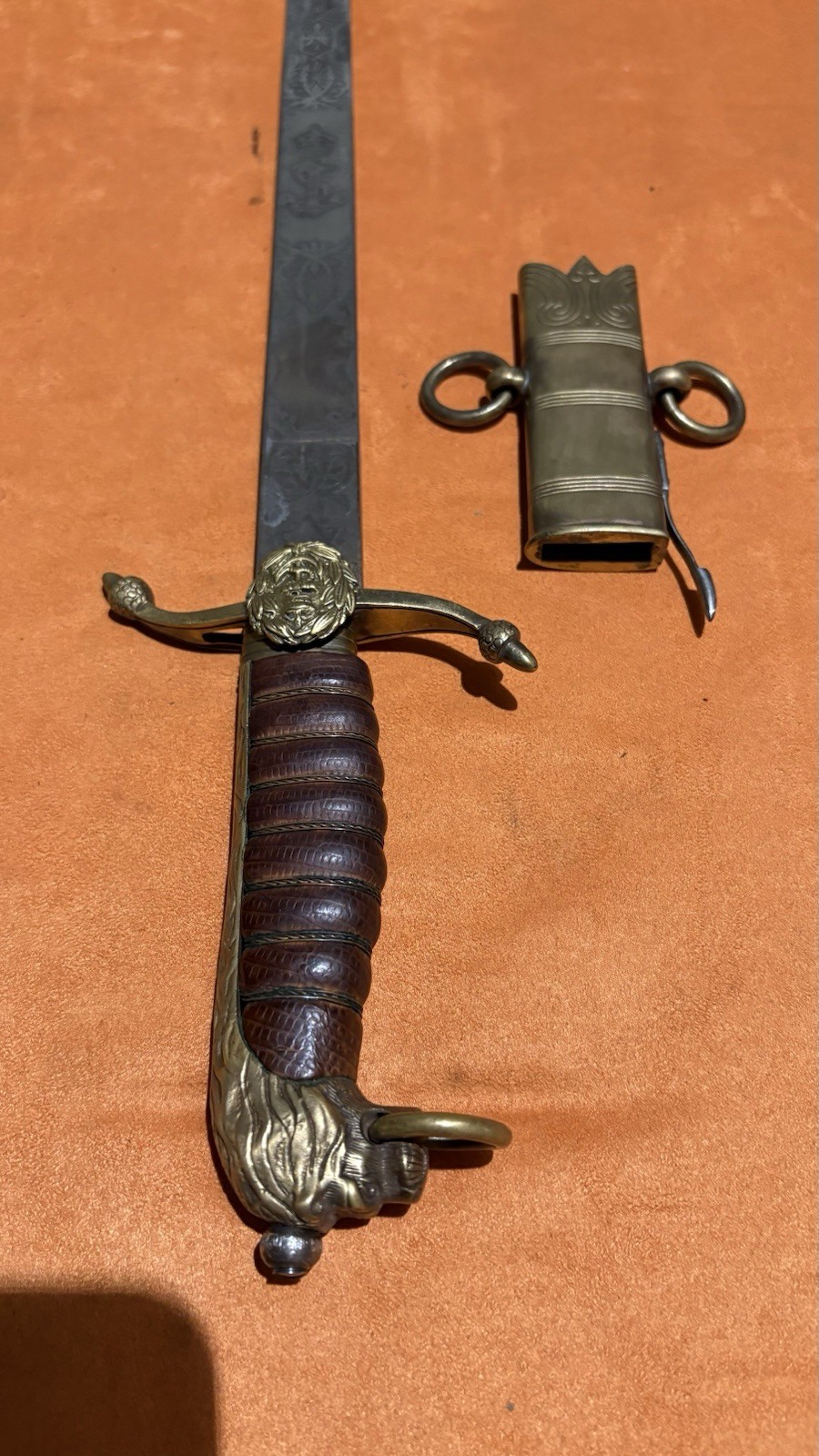 WW1 British Naval Lion Head Engraving Sword