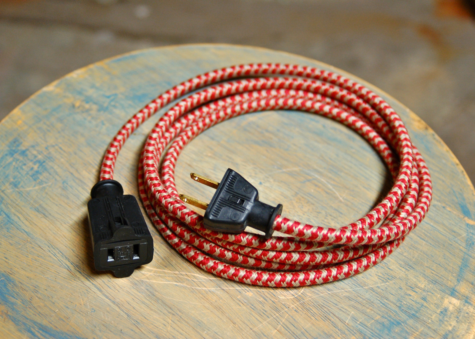 2 Prong Electrical Plug - Black rubber shell, polarized male plug connector