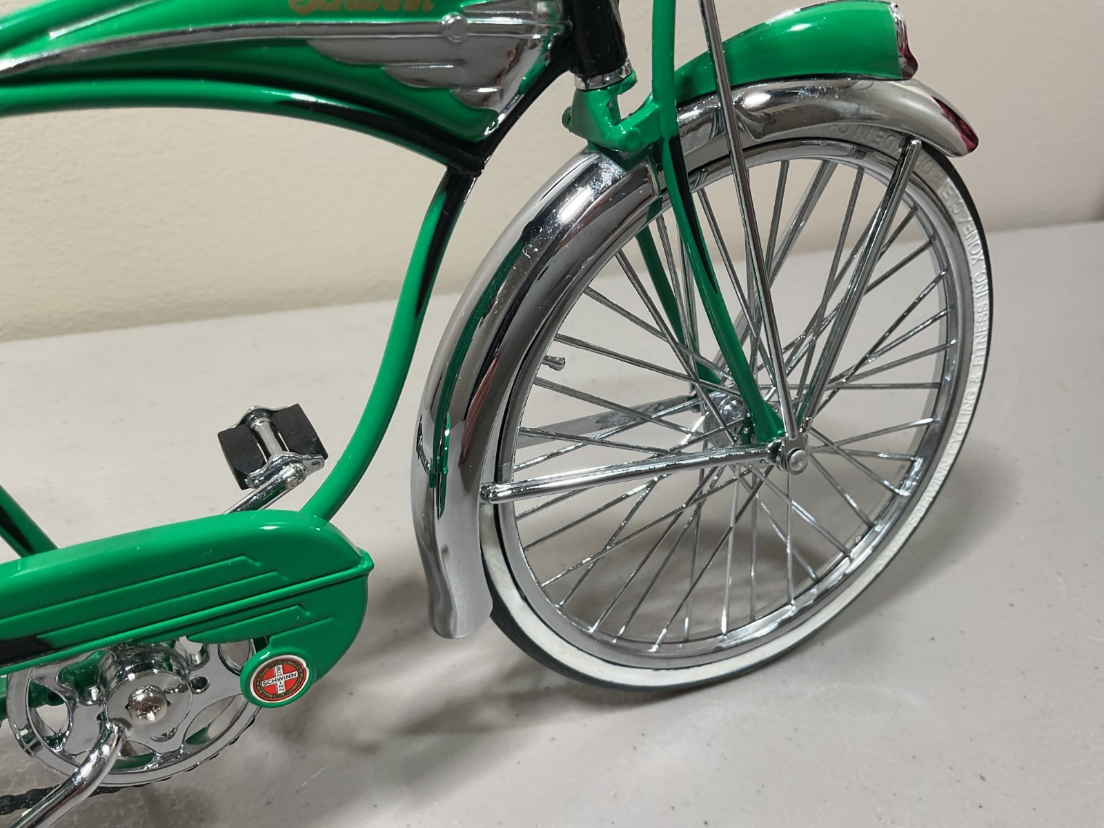 Schwinn Phantom bicycle, Die-cast Metal, 1:6 Scale, Green Enamel Finish, Nice!