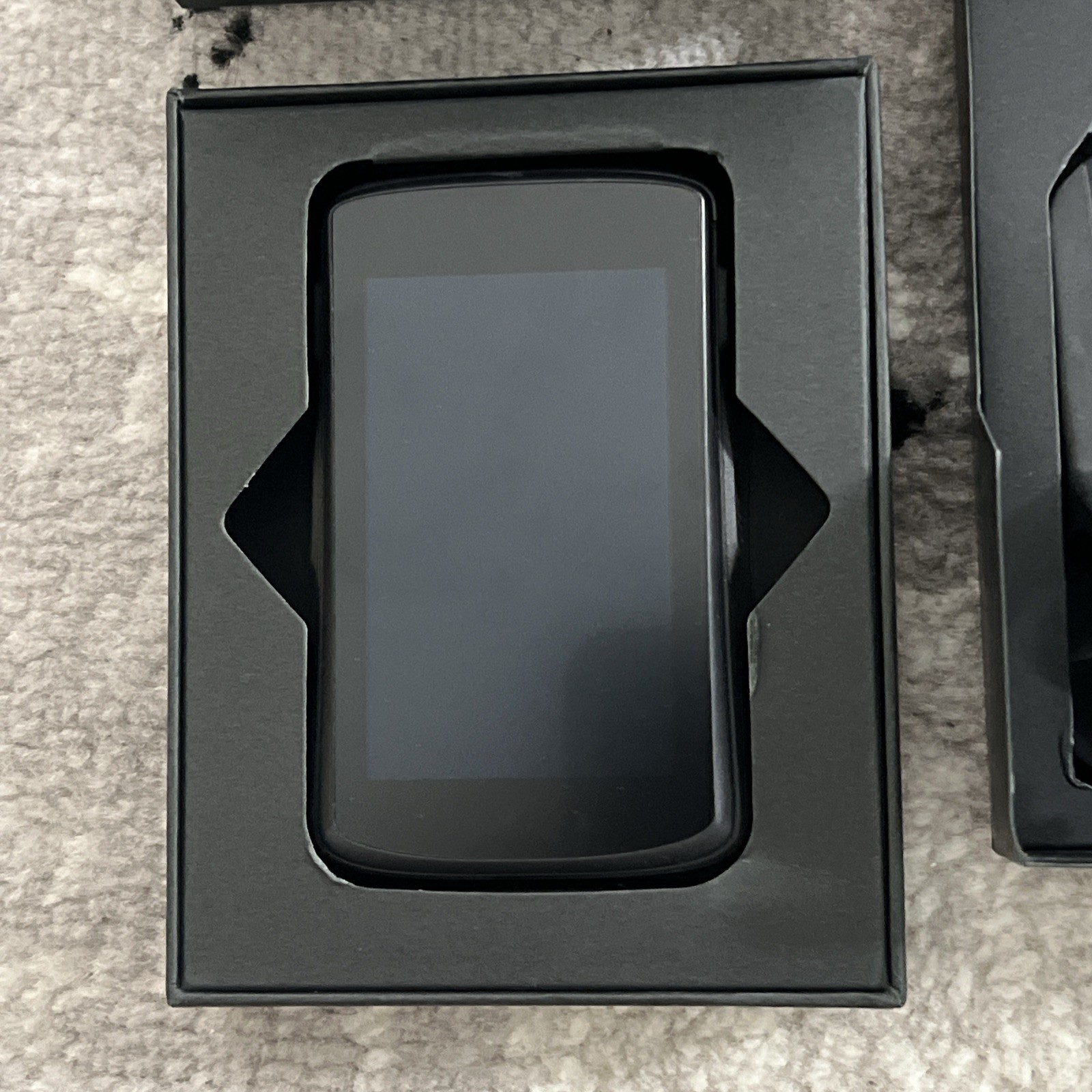 Hammerhead Karoo 2 GPS Bike Computer Touch Screen Music Bright Big Screen FREE S