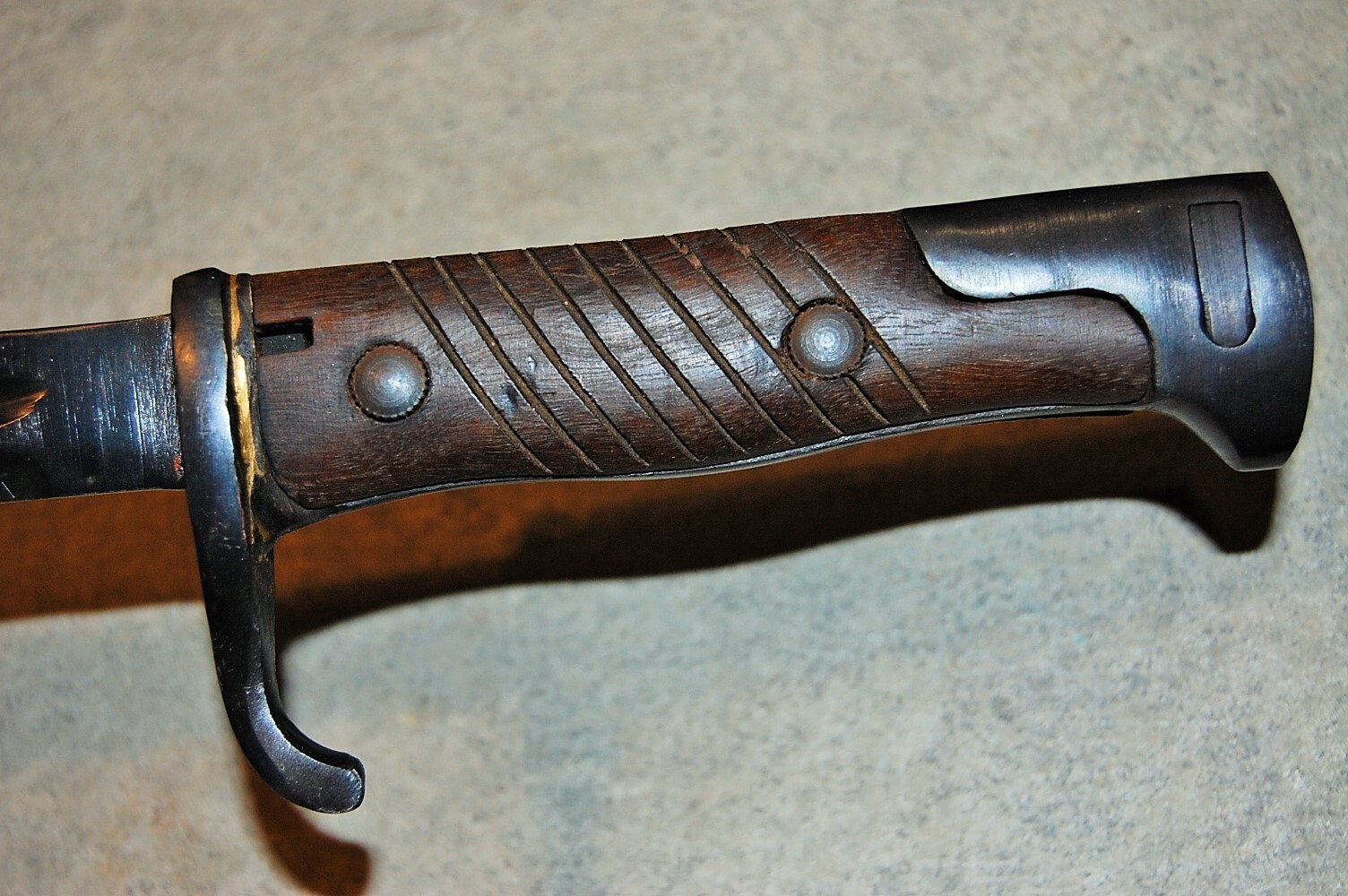 German M1898 Butcher Saw Back Sword Bayonet w/ Scabbard & Frog, Reproduction