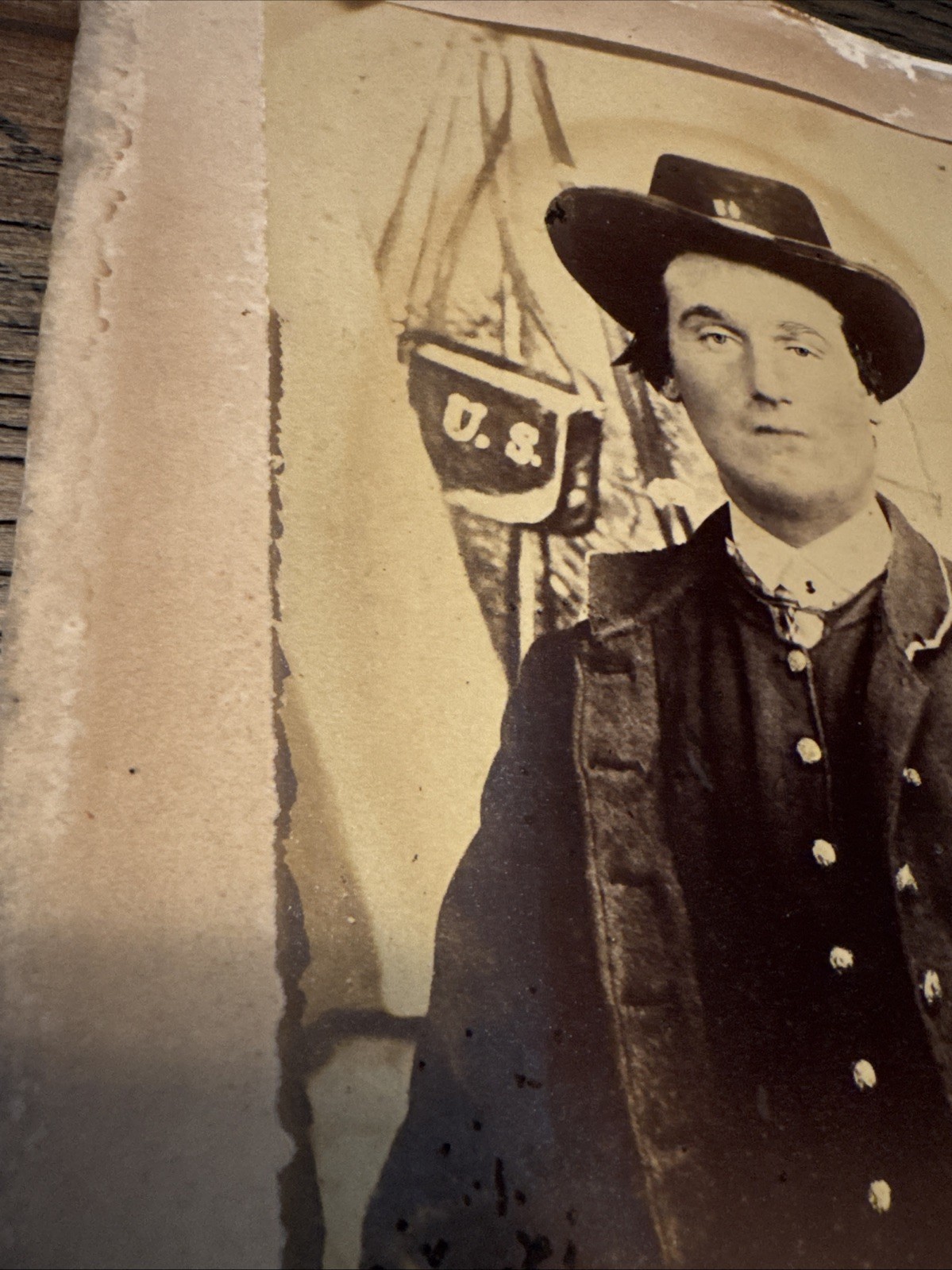 Civil War Union Soldier Albumen Image Slouth Hat Cartridge Box Tent Background