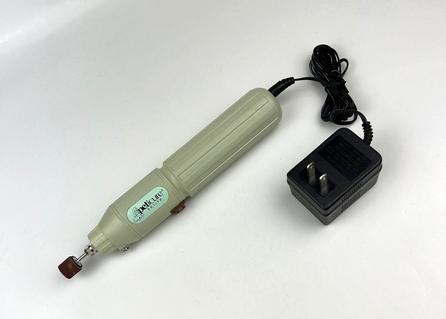 PETICURE 3.6V CORDLESS RECHARGEABLE PET NAIL TRIMMER FOR DOG AND CAT w/ Guard