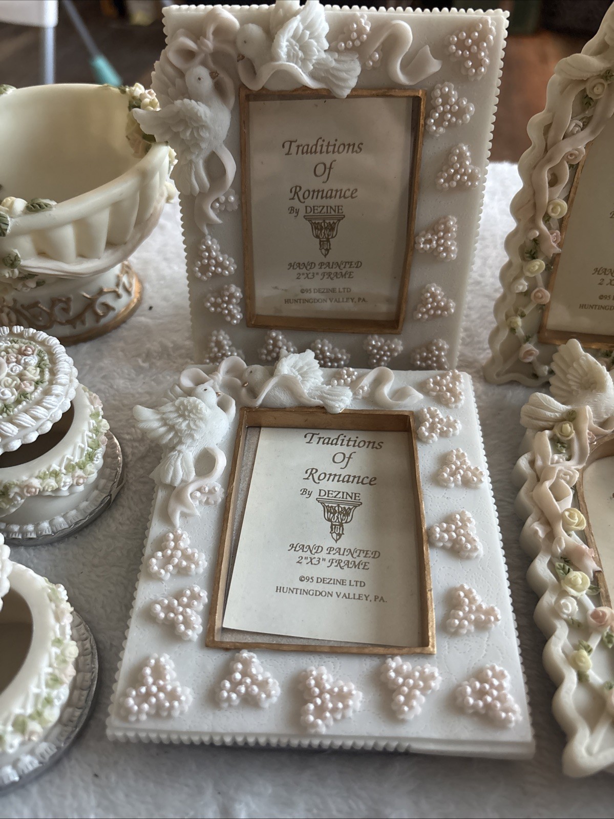 Traditions Of Romance By Dezine 1995 11 Piece Wedding Set