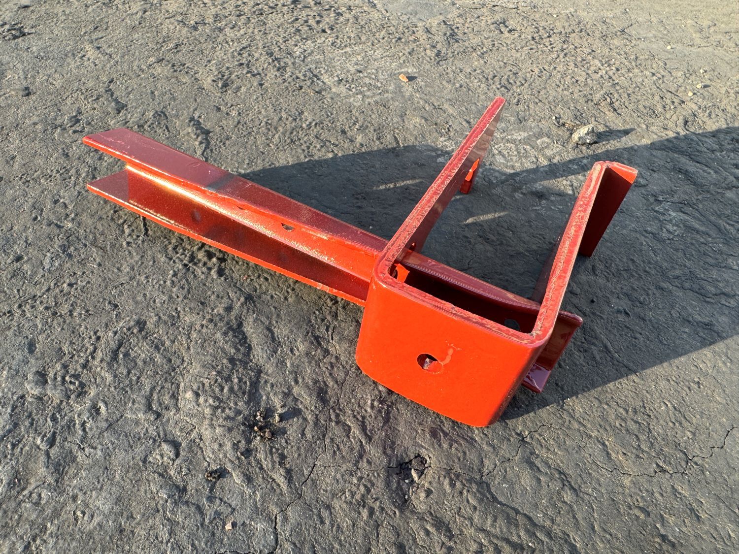 Sandbaggy One-Piece Waler Clamp - Compatible w/ Symons Forms - Concrete Brackets