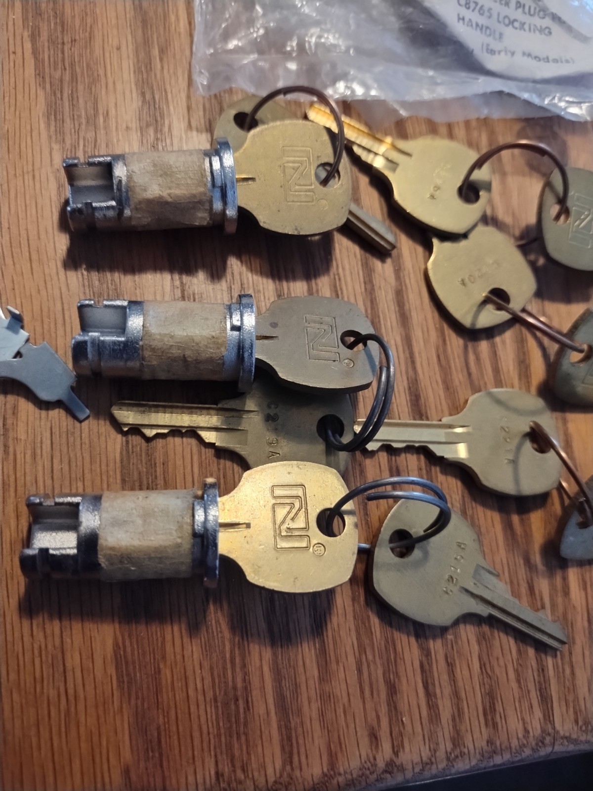 7 NOS National REPLACEMENT Cylinder Plugs WITH KEYS