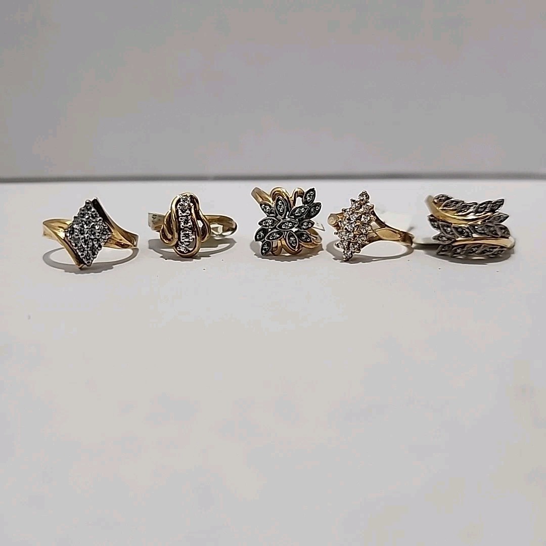 Lot Of 20 Brass Jewelry Rings Mixed Sex And Size Unbranded