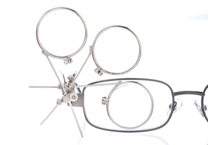 3.3X 5X 7.5X Triple Lens Clip-On Jewelry Eye Loupe Magnifying Glass Eyeglass Aid