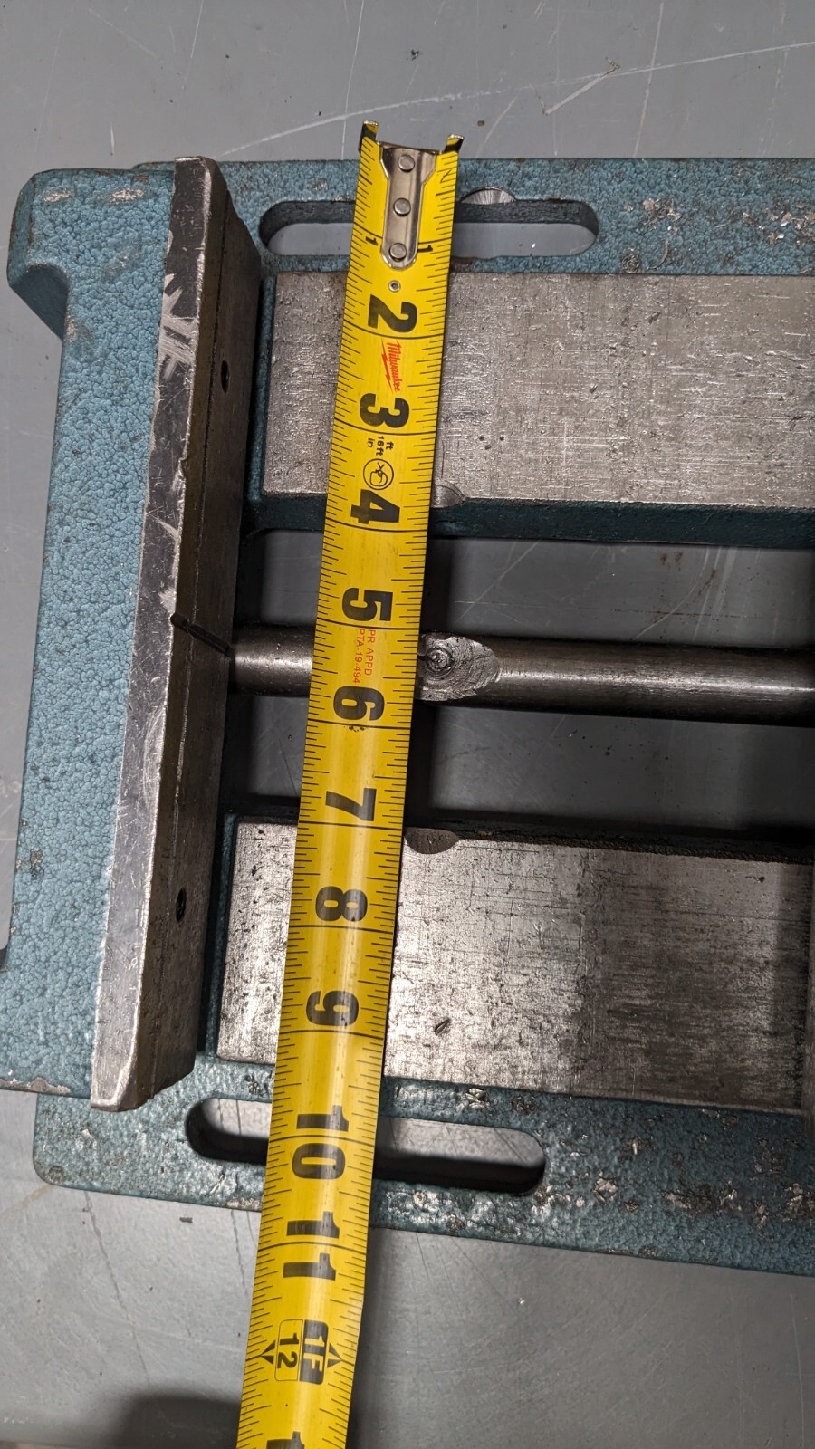 Gibraltar 8" Jaw Opening Cap x 2" Throat Horiz Drill Press Vise 428-84652 Damage