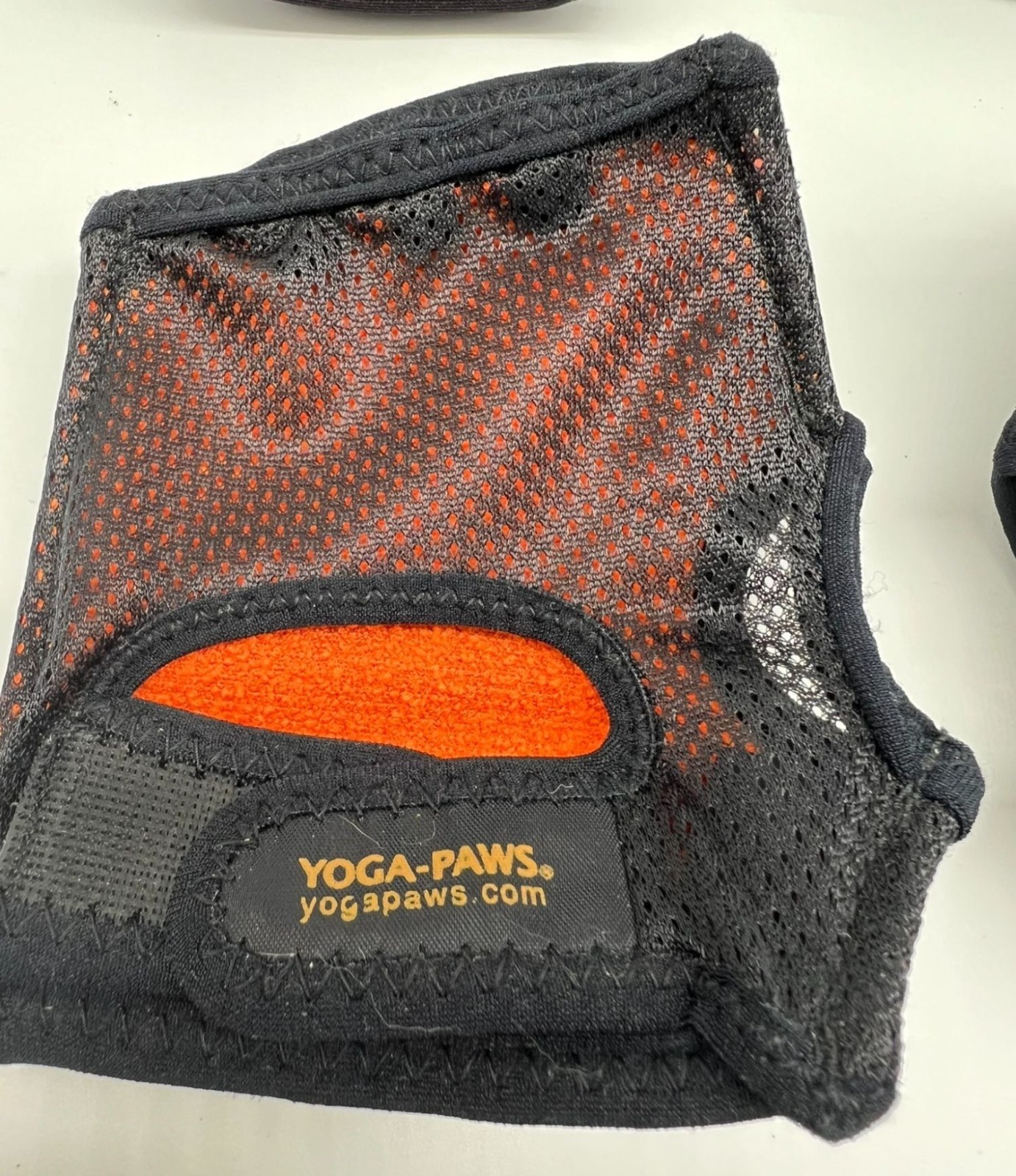 Yoga Paws Womens Mesh & Terry Cloth Grip Gloves & Socks Size 2 Black