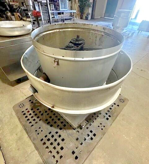 "ADM 165VCR-165V5B" H.D COMMERCIAL ROOF TOP 30"D EXHAUST FAN