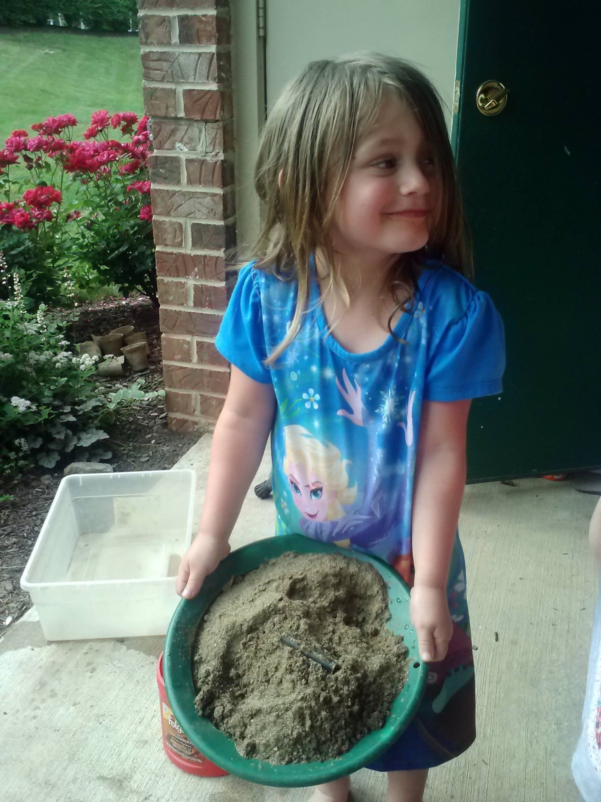 Gold Paydirt PREMIUM - 6 LBS - Unsearched Gold Panning Bag - Nuggets Pickers