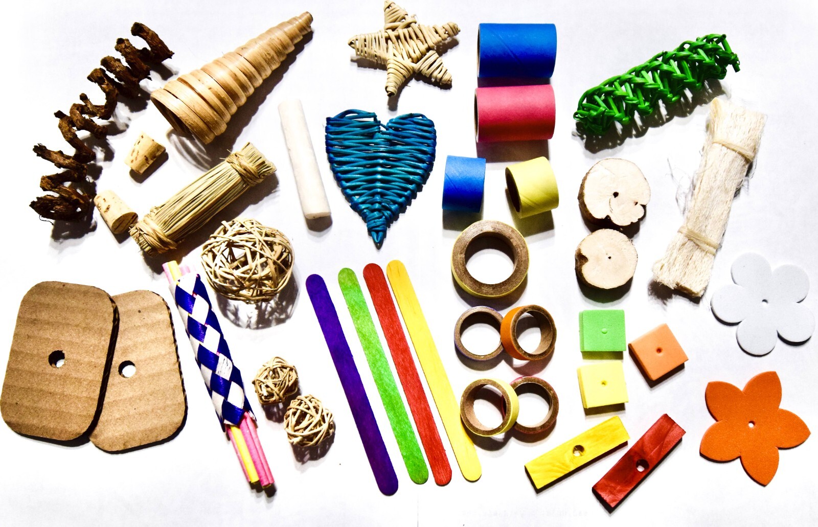 Foraging, Activity, Shredding Box For Birds Rabbits Hamsters etc. Natural, safe.