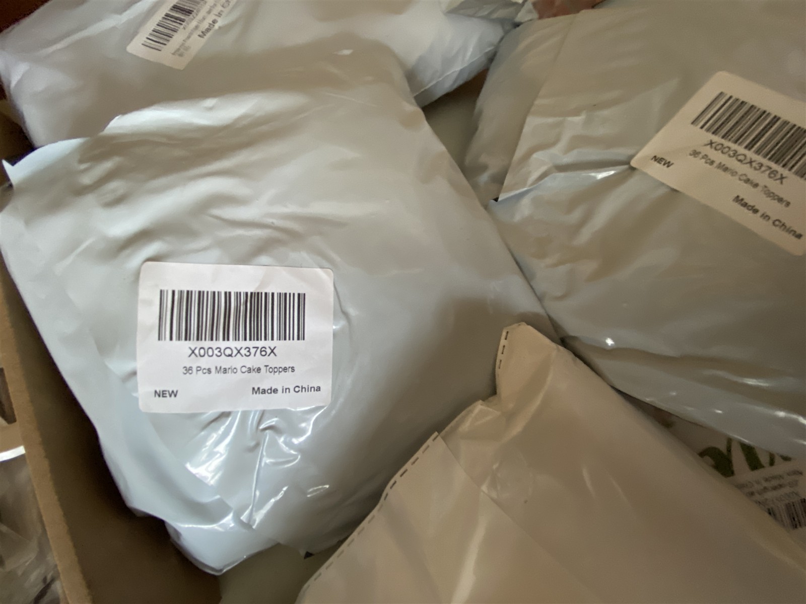 New Party Supplies Packs Resellers Lot #7077