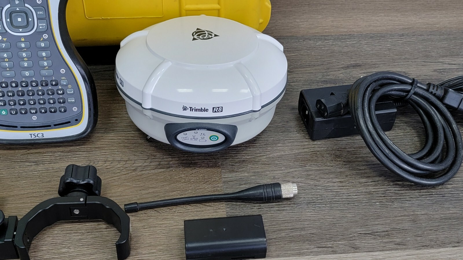 Trimble Dual R8 Model 3 GPS Glonass Galileo L5 Base Rover RTK System TSC3 Access