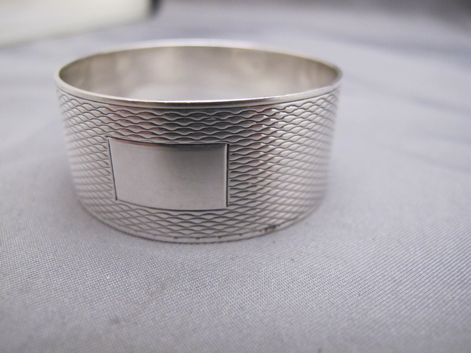 Good ENGLISH Engine Turned Sterling NAPKIN RING-NO MONO-L Ltd, Birmingham 1957-8