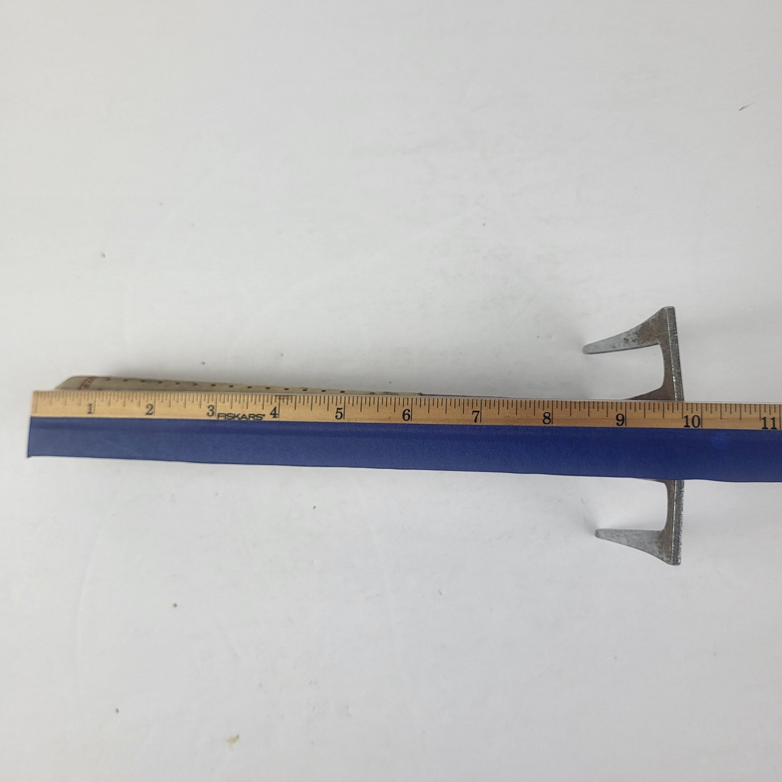 True Temper 10" Long Handle Garden Cultivator Cushion Grip Steel 4 Tine Tool