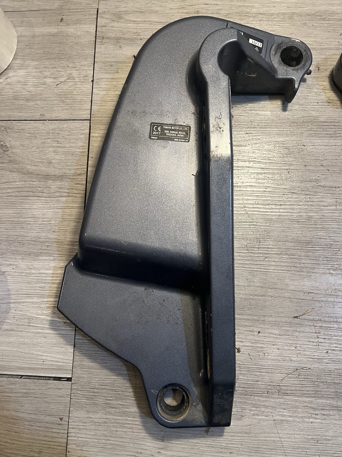 2001-2024 Yamaha outboard 150-300 hp stern bracket pair 64E-43111-02-8D