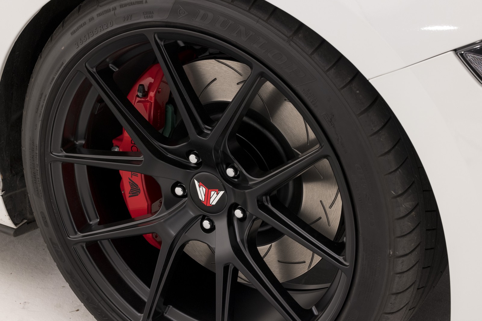 DBA for 09+ Nissan 370Z Sport / Infiniti G37 Sport Front Drilled & Slotted 4000