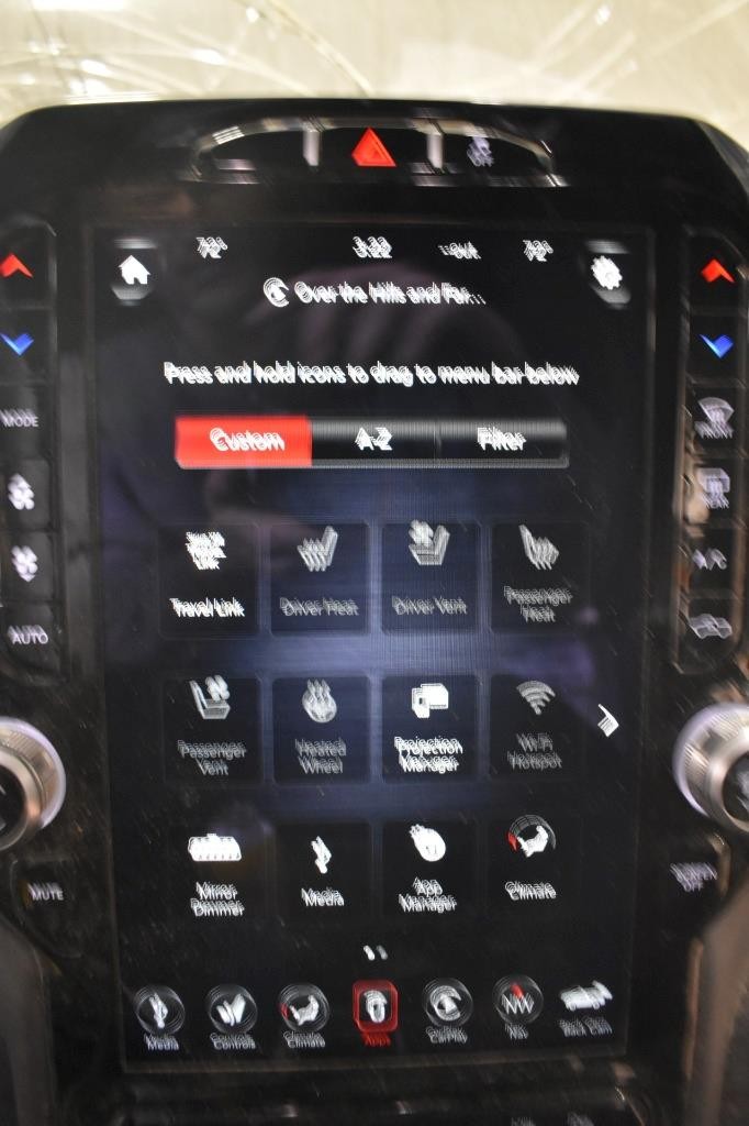 2021 RAM 2500 12" UCONNECT 5 OEM RADIO W/ CONTROL PANEL & MODULE UAX W/ 4C NAV