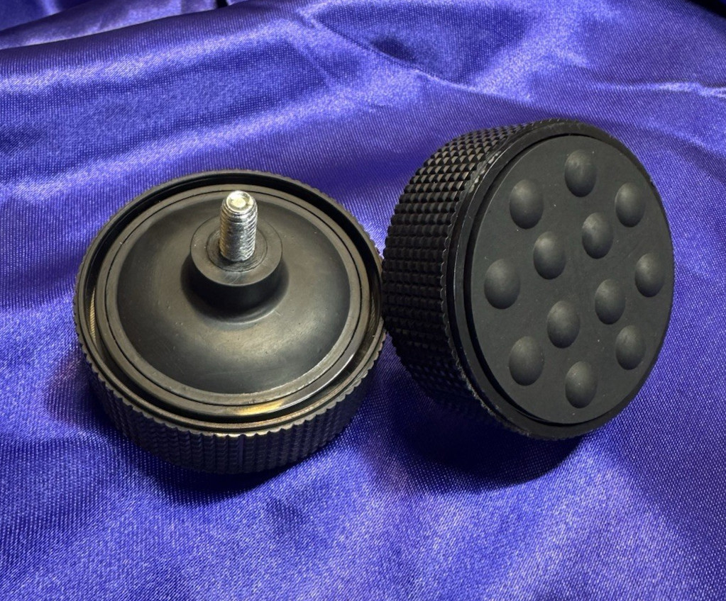 TECHNICS 1200/1210 REPLACEMENT FEET OEM STYLE NEW AND IMPROVED!